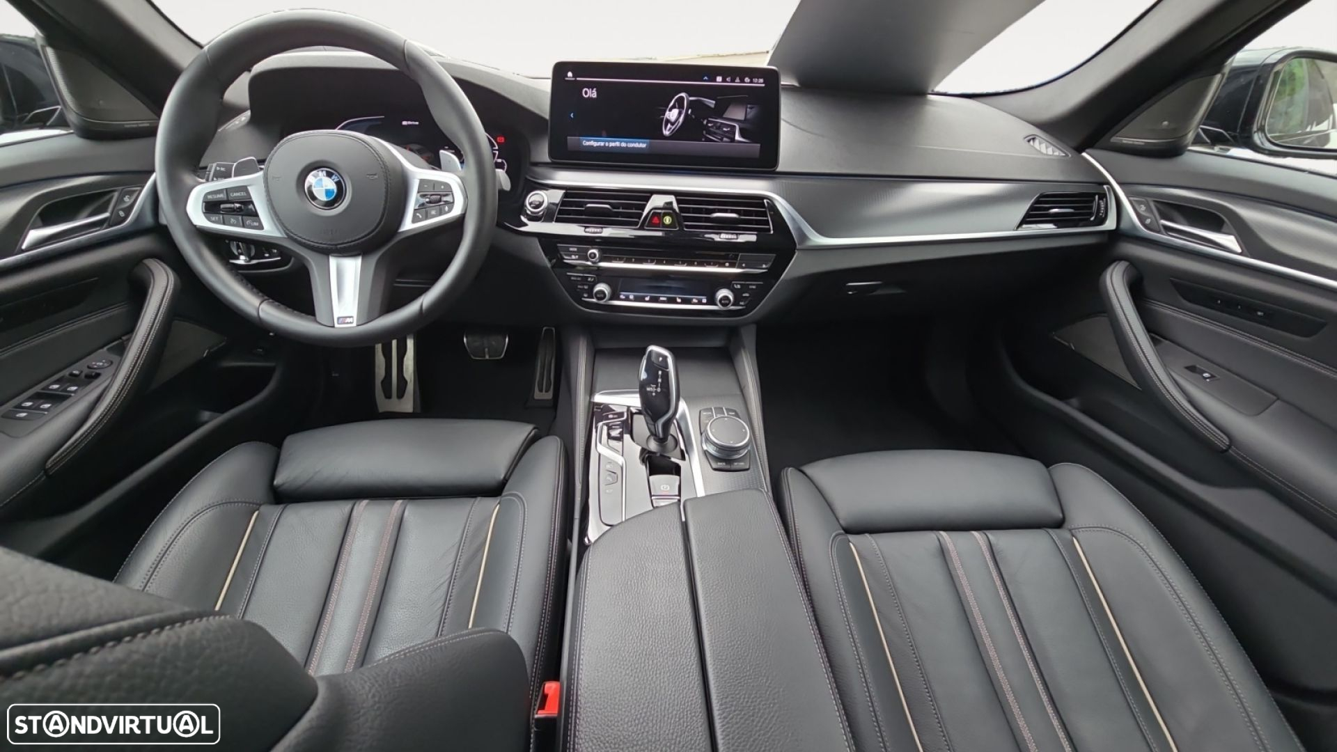 BMW 545 e xDrive Pack M - 11