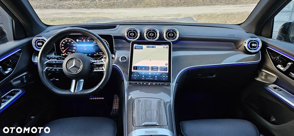 Mercedes-Benz GLC 400 e 4Matic 9G-TRONIC AMG Line Advanced - 29