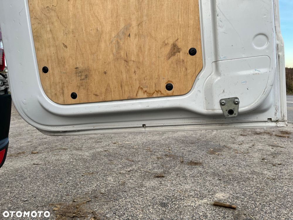 Mercedes-Benz Sprinter - 18