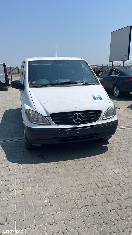 Dezmembram Mercedes-Benz Vito 2.2 diesel din 2008 - 1