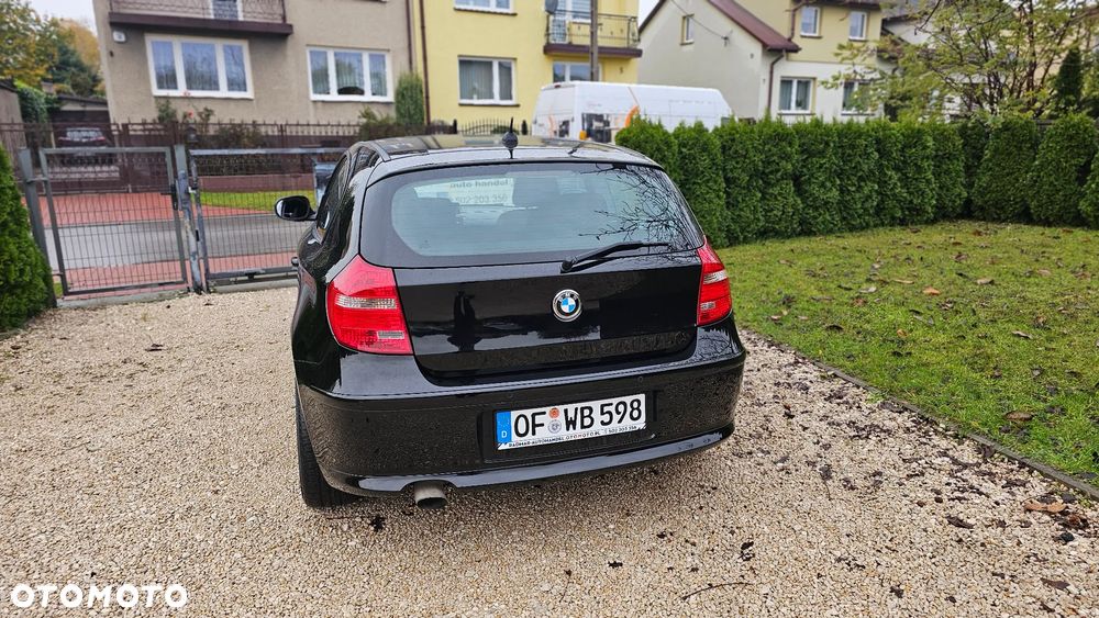 BMW Seria 1 - 25