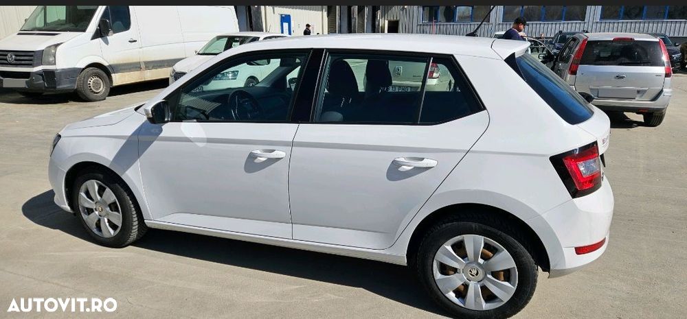 Skoda Fabia - 8