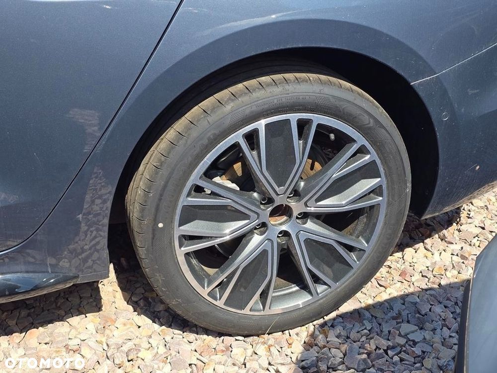 Audi A5 Limousine - 14