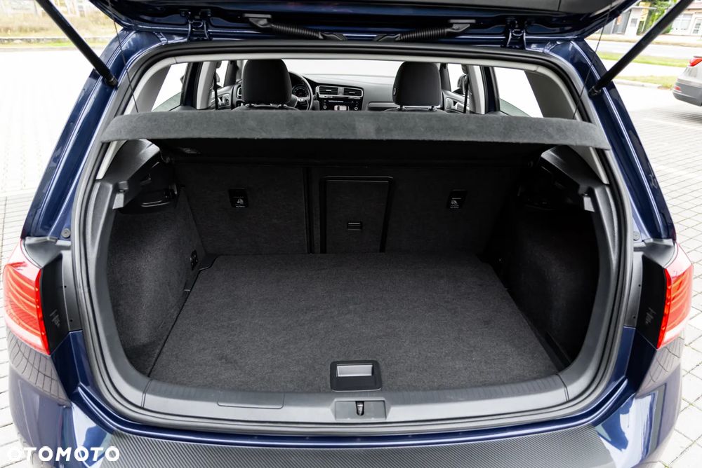 Volkswagen Golf 2.0 BlueTDI Highline - 19