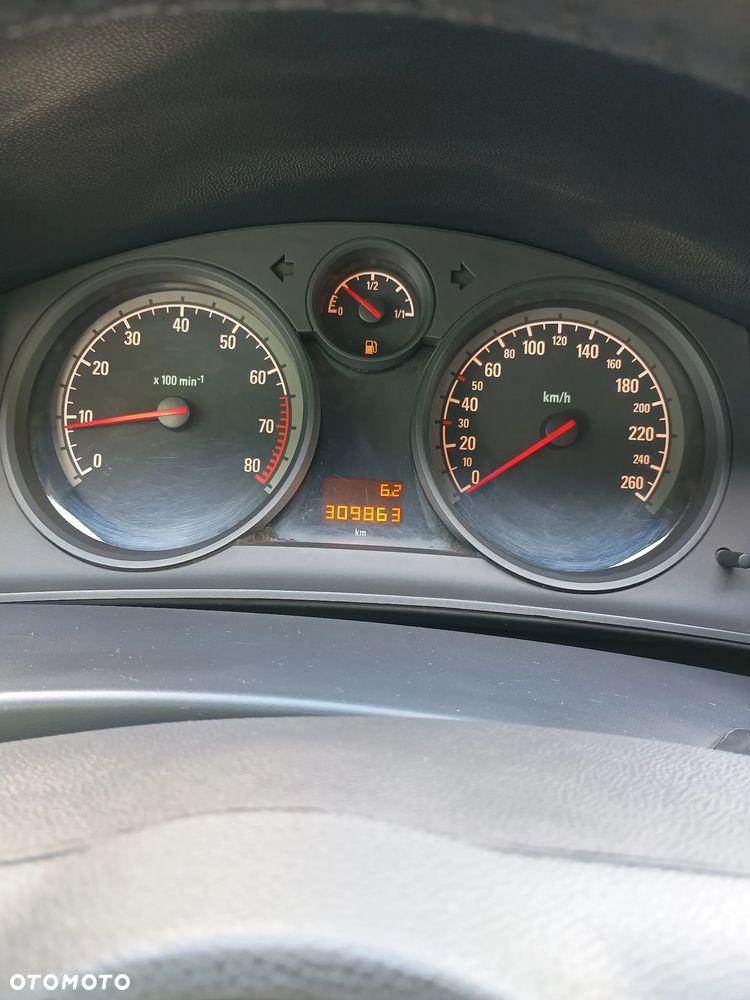 Opel Astra - 9