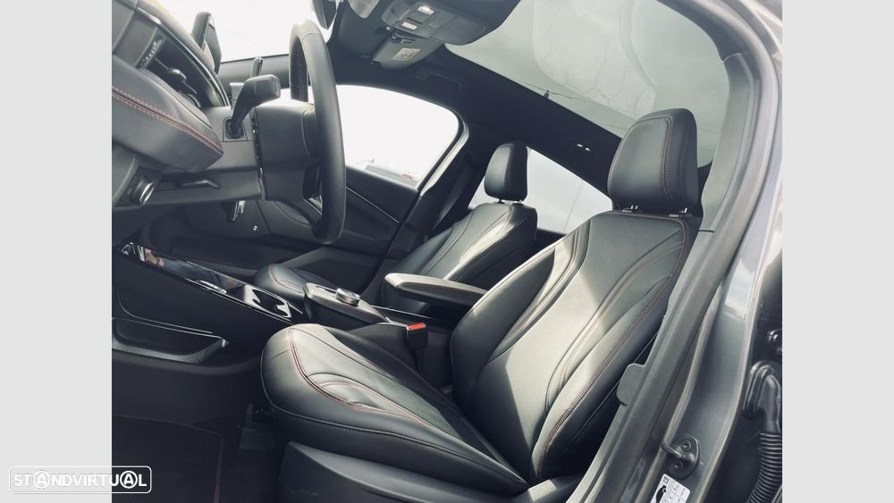 Ford Mustang Mach-E Premium AWD - 10