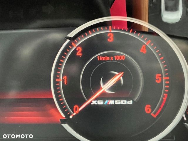 BMW X6 xDriveM50d - 17