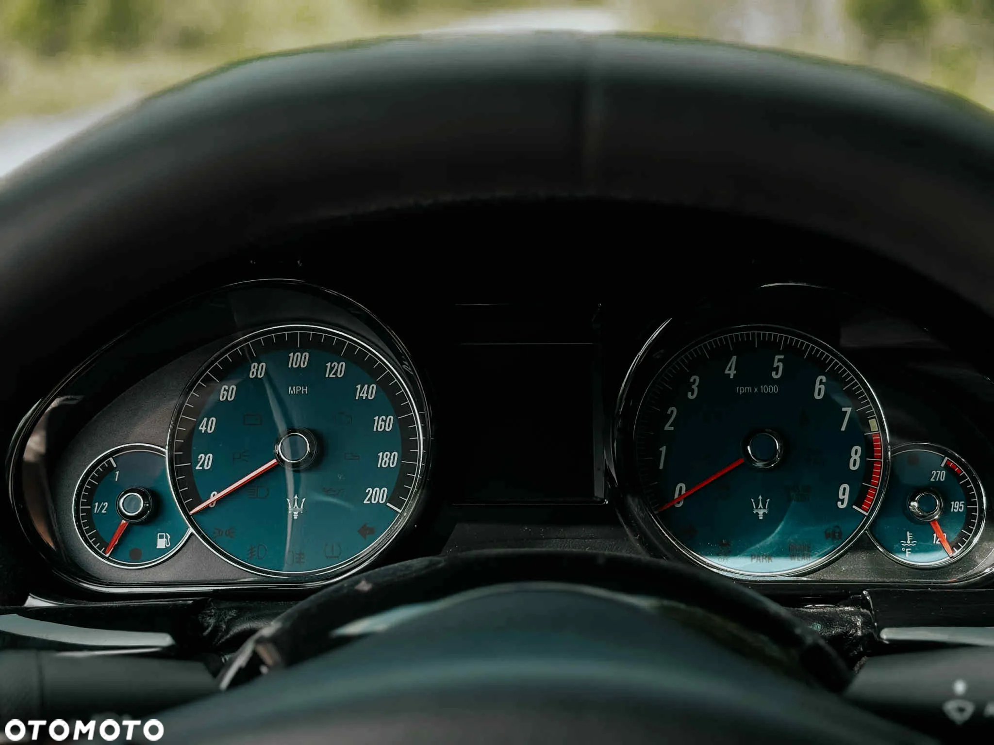 Maserati GranTurismo S Automat - 22