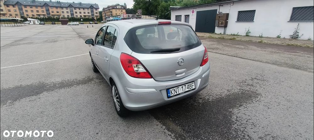 Opel Corsa - 12