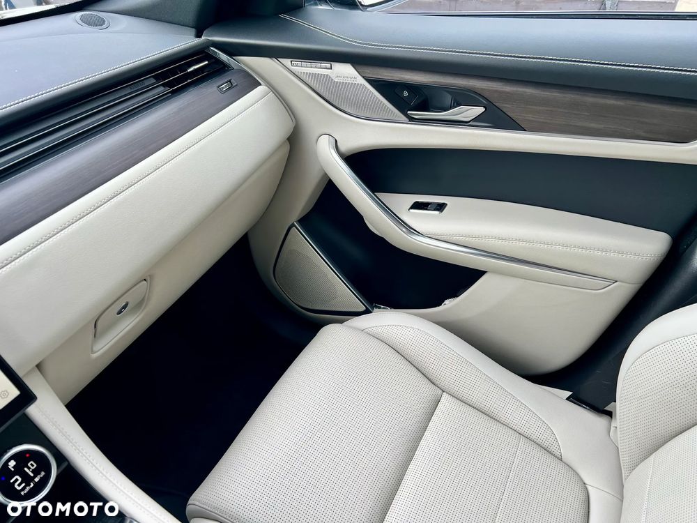 Jaguar F-Pace P400 AWD R-Dynamic S - 20