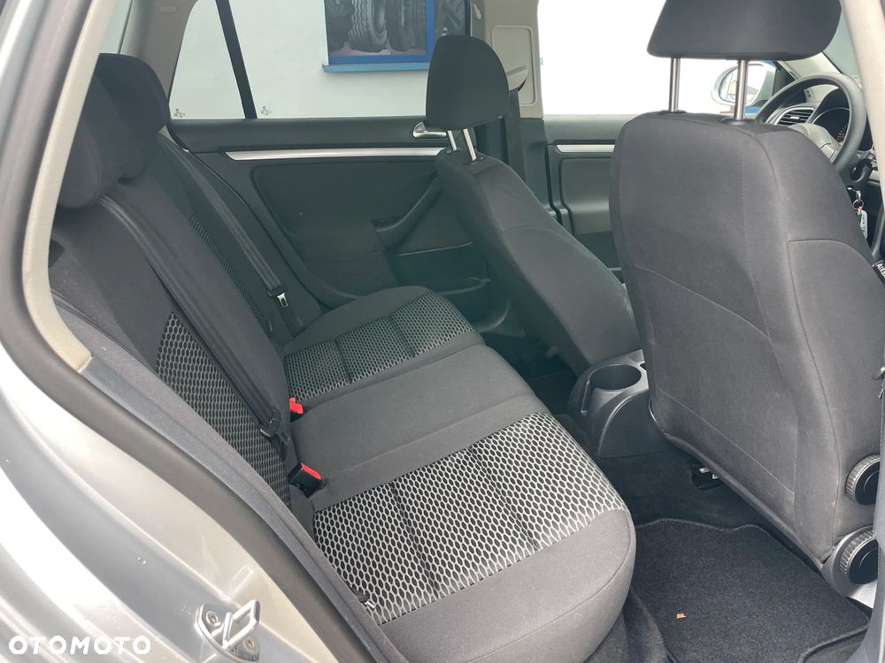 Volkswagen Golf 1.6 TDI DPF Trendline - 18