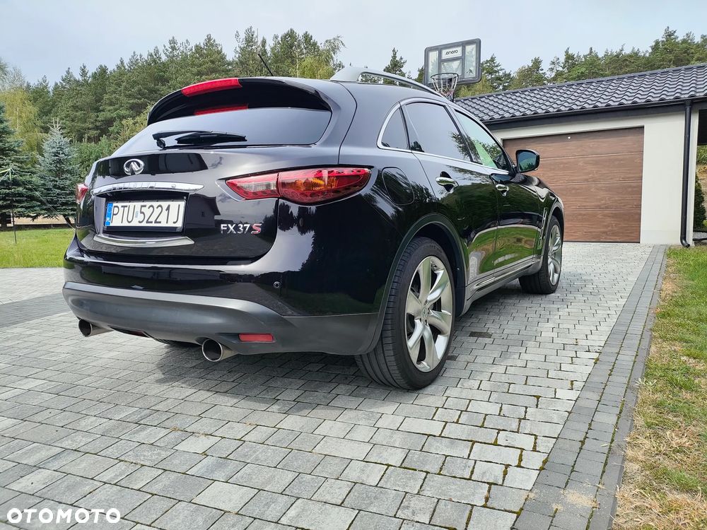 Infiniti FX FX37 S Premium - 8