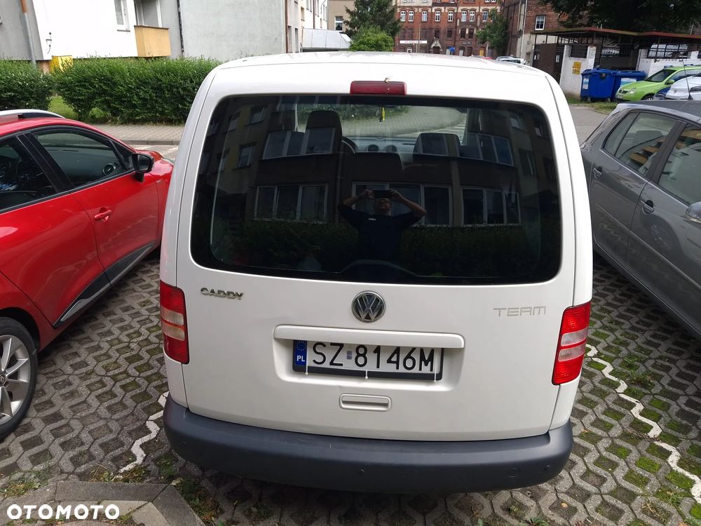 Volkswagen Caddy 1.6 (5-Si.) Edition 30 - 2