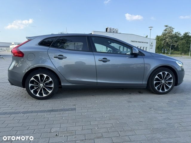 Volvo V40 D4 Drive-E Momentum - 2
