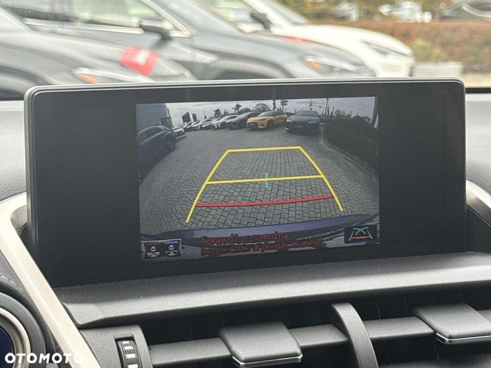 Lexus NX 300h F Impression AWD - 14
