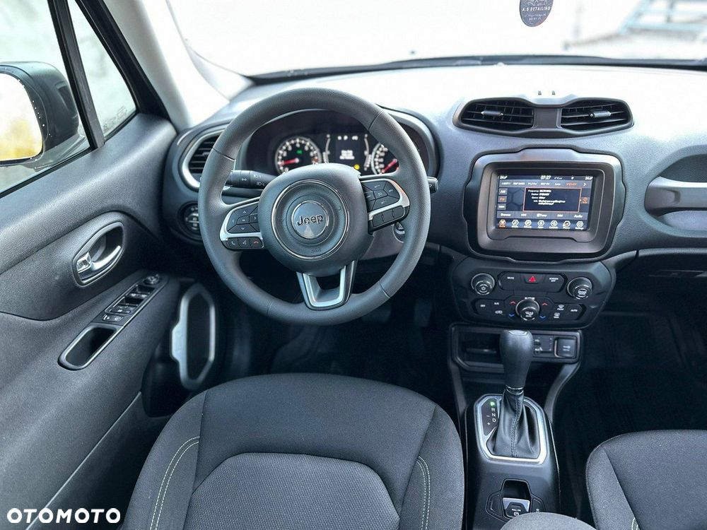 Jeep Renegade - 17