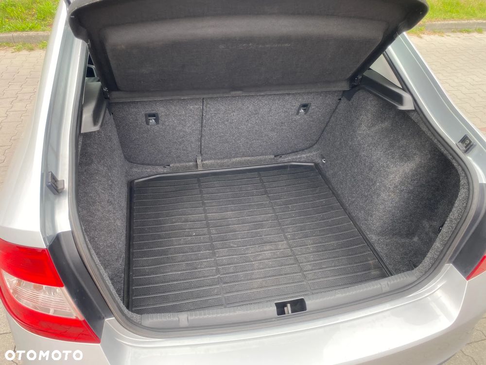 Skoda RAPID 1.4 TDI DPF Ambition - 8