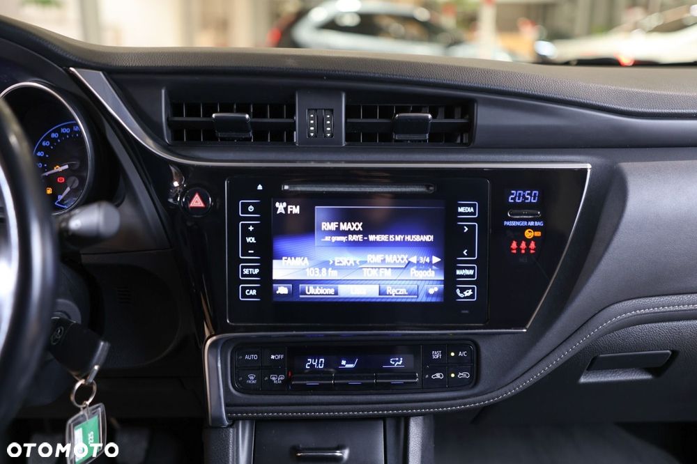 Toyota Auris - 27