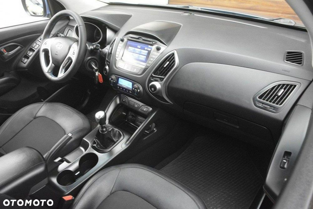 Hyundai ix35 1.7 CRDi 2WD blue Comfort - 13