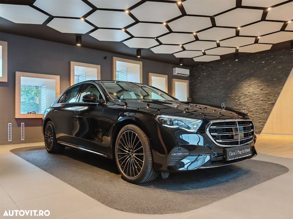 Mercedes-Benz E 300 4MATIC Aut. - 4