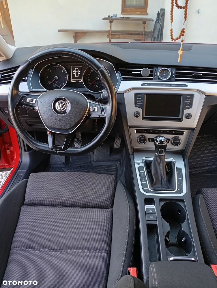 Volkswagen Passat 2.0 TDI SCR (BlueMotion Technology) 4Motion Comfortline - 9
