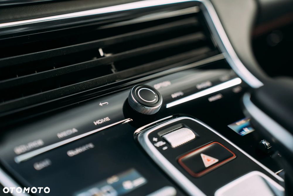 Porsche Panamera - 33