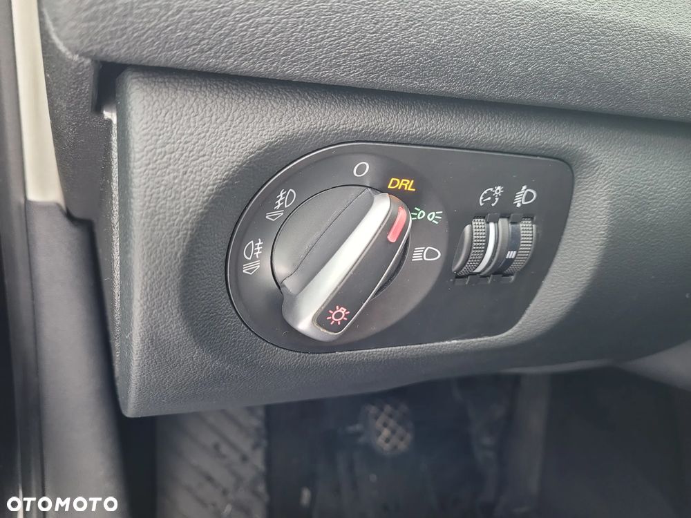 Audi A3 Sportback 1.4 TFSI Ambiente - 30