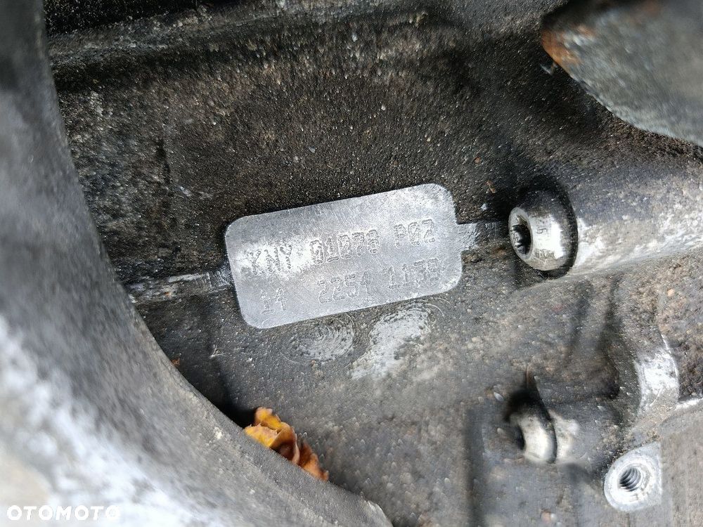 SKRZYNIA BIEGÓW MANUALNA 5 VW GOLF V KNY 2.0 TDI - 4