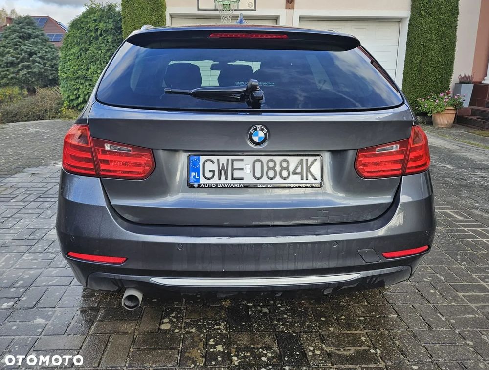 BMW Seria 3 320d - 4