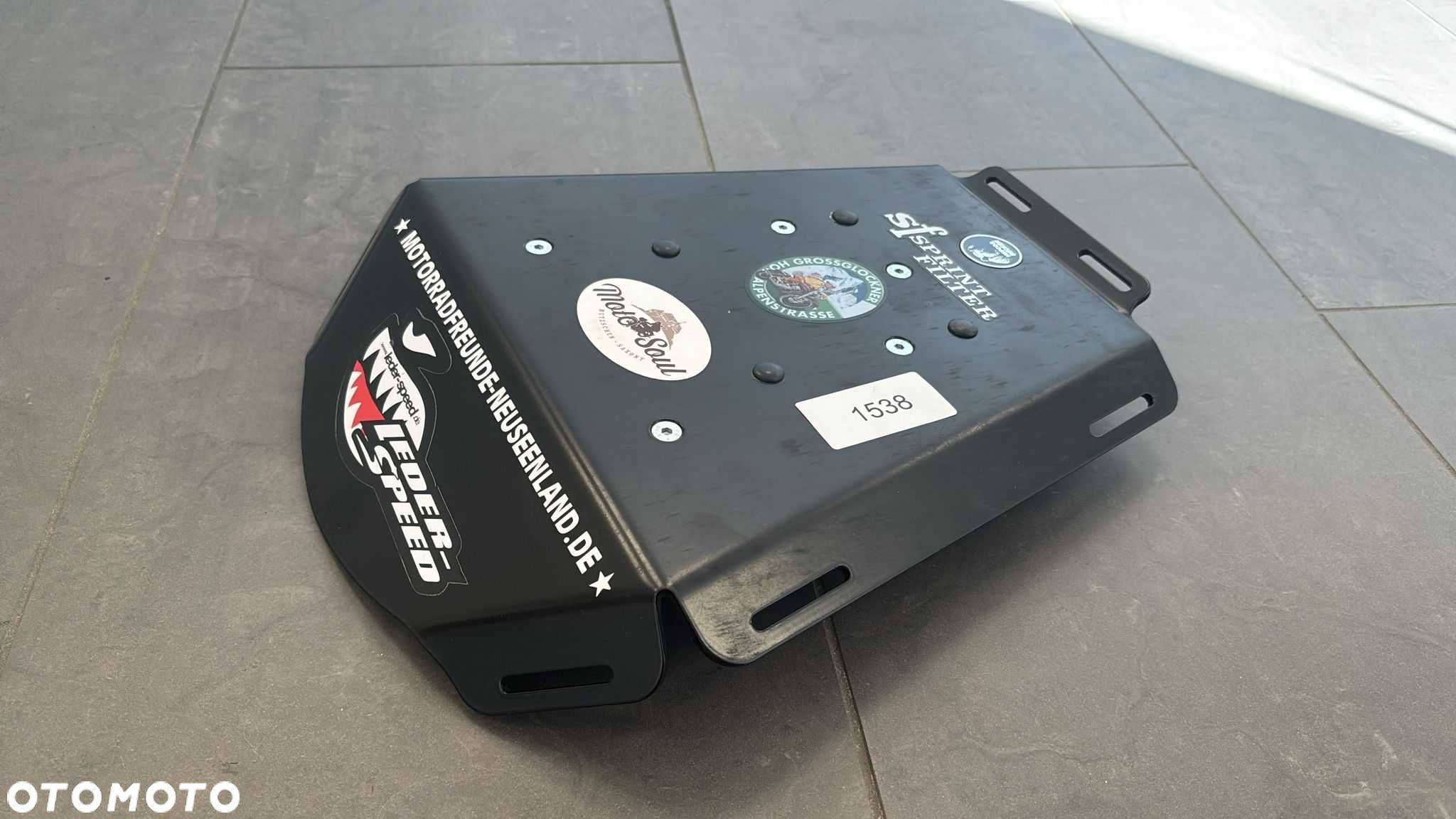 Mocowanie Płyta Kufra Centralnego Suzuki GSX-R K7 K8. 2007-08 [1538] - 1