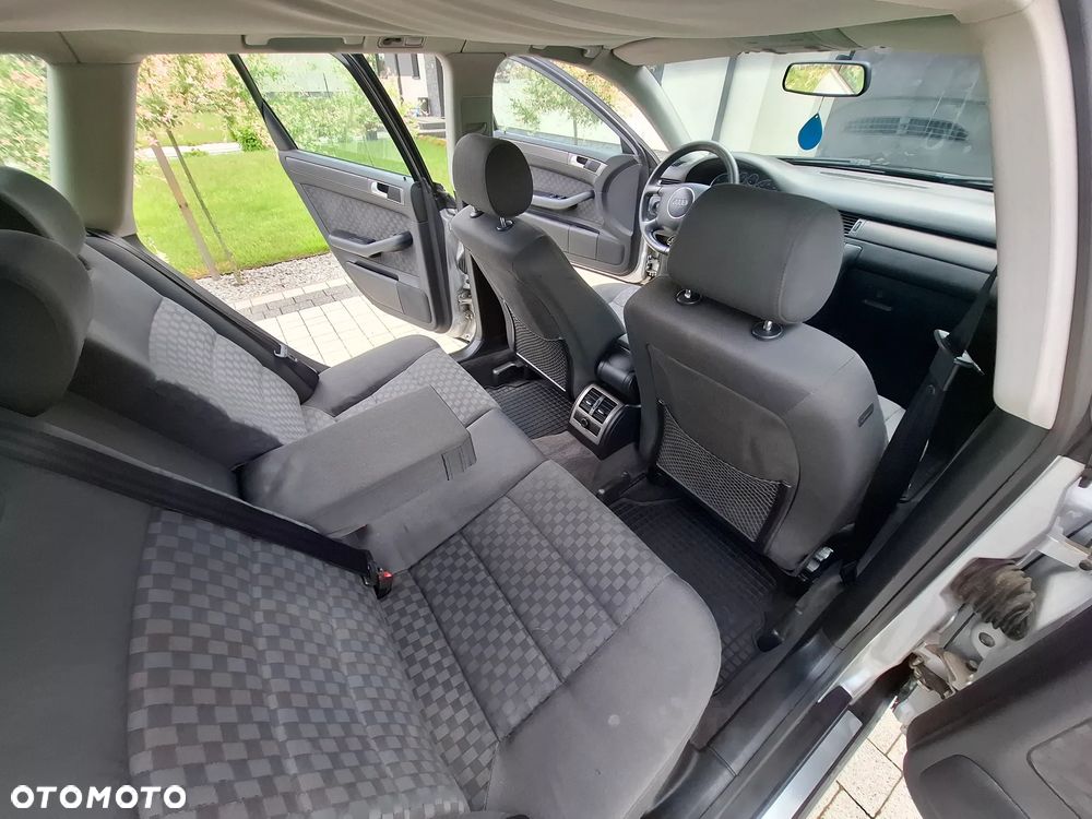 Audi A6 Avant 1.9 TDI - 12