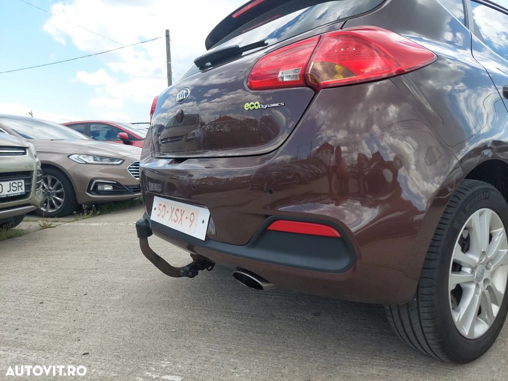 Kia Ceed - 30