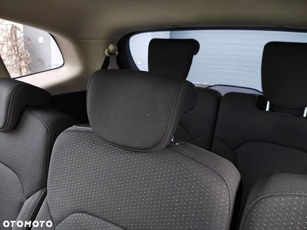 Kia Carens 1.7 CRDi L 7os - 6