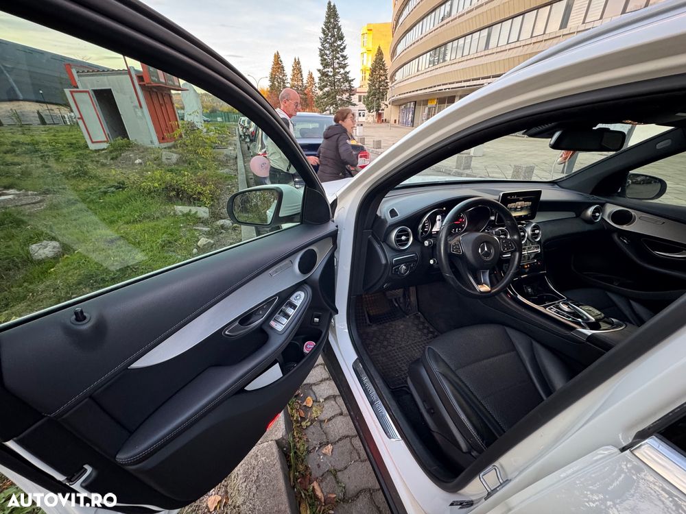 Mercedes-Benz GLC 220 d 4MATIC - 4