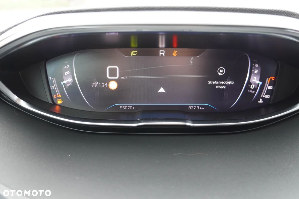 Peugeot 5008 1.5 BlueHDi Allure Pack S&S EAT8 - 17