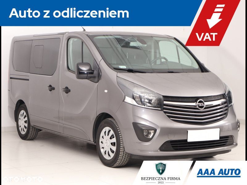 Opel Vivaro - 1
