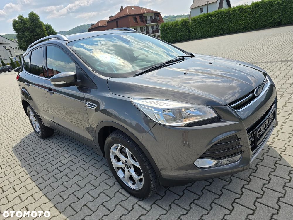 Ford Kuga 2.0 TDCi 4x4 Titanium - 38