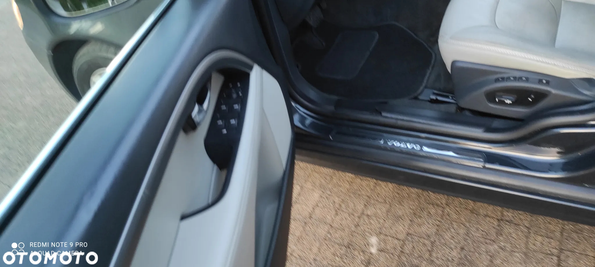 Volvo V70 D3 Geartronic Momentum - 38