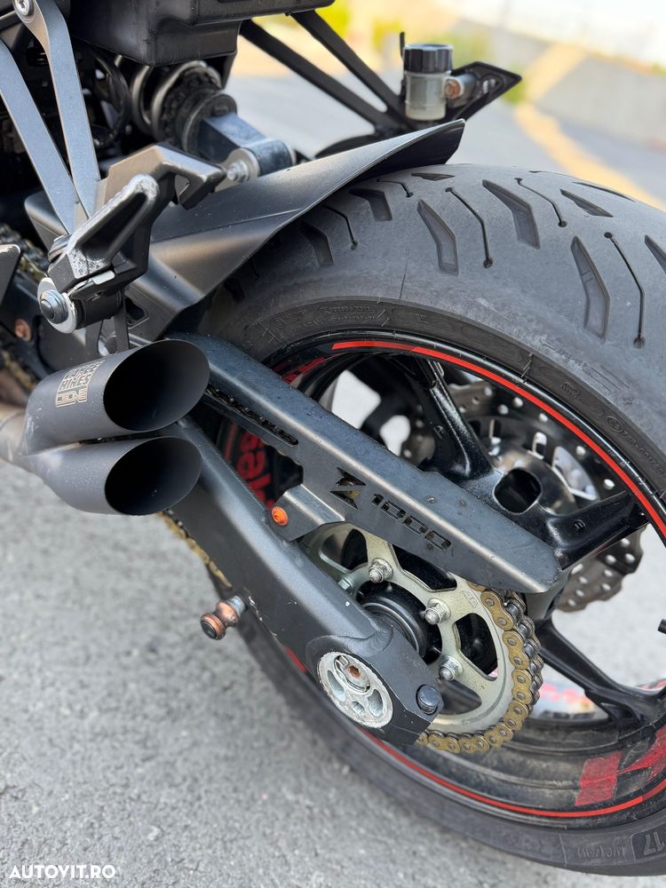 Kawasaki Z 1000R - 11