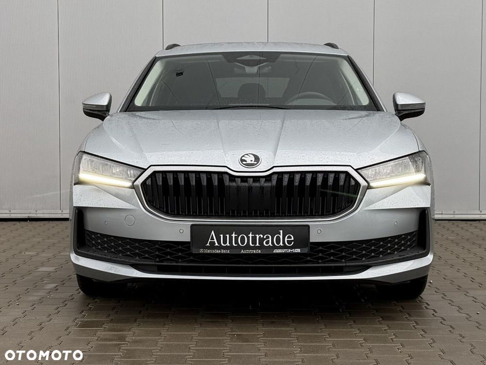 Skoda Superb 2.0 TDI SCR Essence DSG - 3