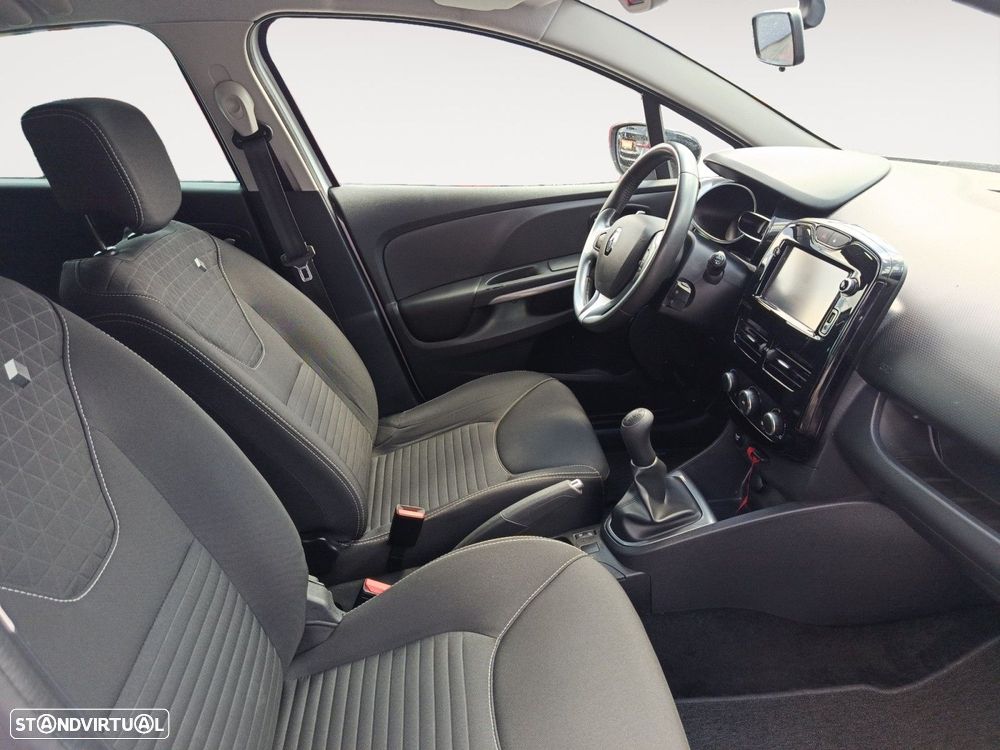 Renault Clio Sport Tourer 0.9 TCE Dynamique S - 15
