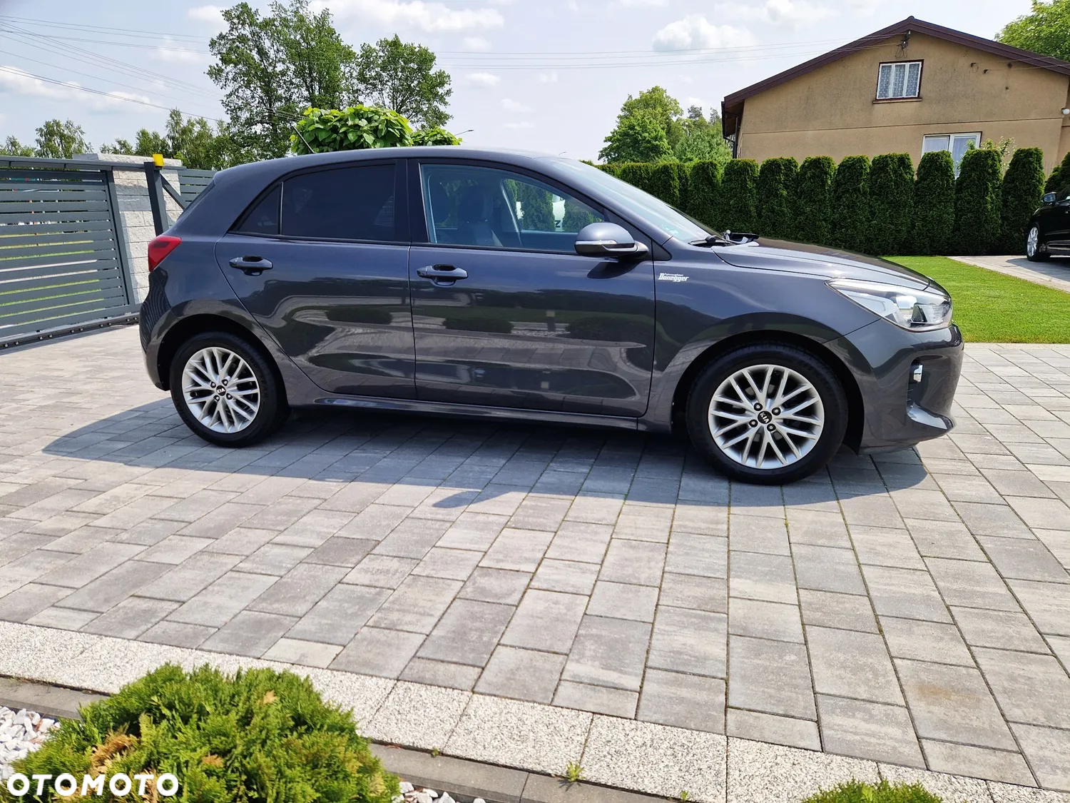 Kia Rio 1.4 Dream-Team Edition - 12