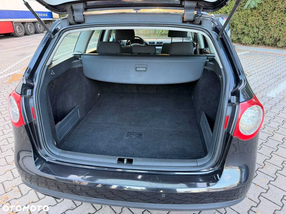 Volkswagen Passat Variant 2006 photo 4