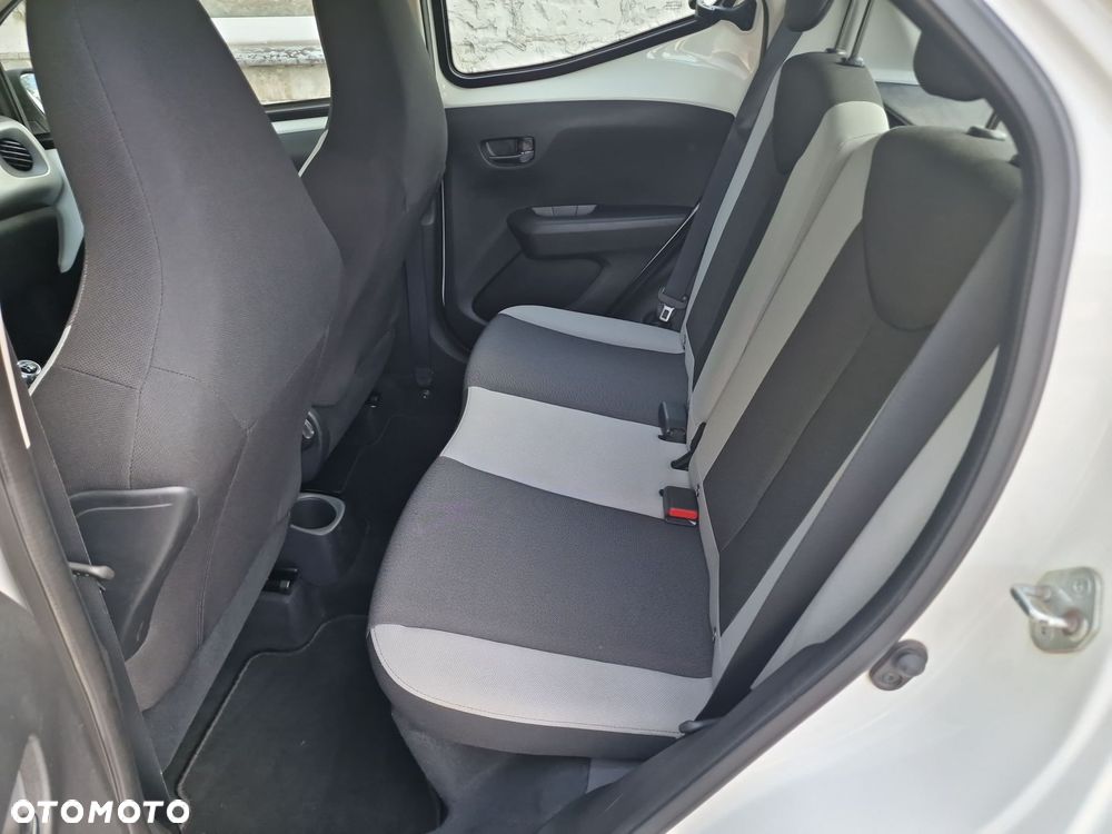 Toyota Aygo - 13
