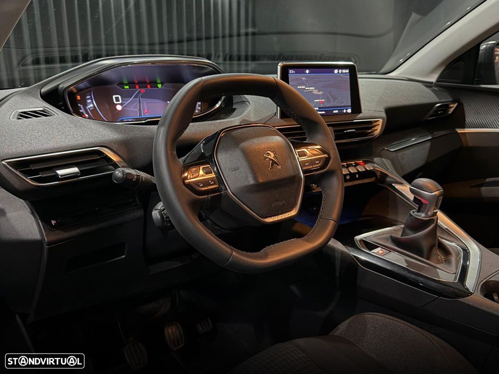 Peugeot 5008 1.5 BlueHDi Allure - 17