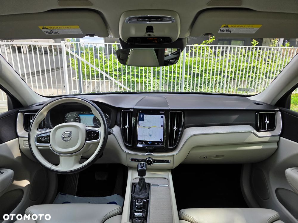 Volvo XC 60 T5 AWD Inscription - 8