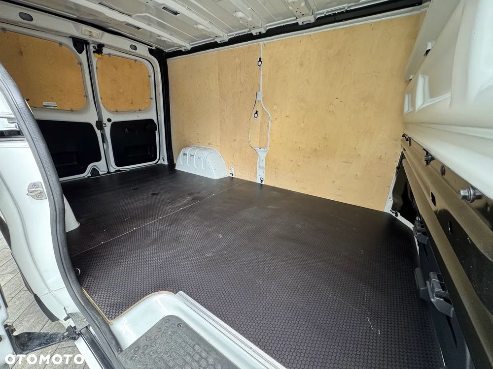 Renault TRAFIC L2 MAXI LONG - 11
