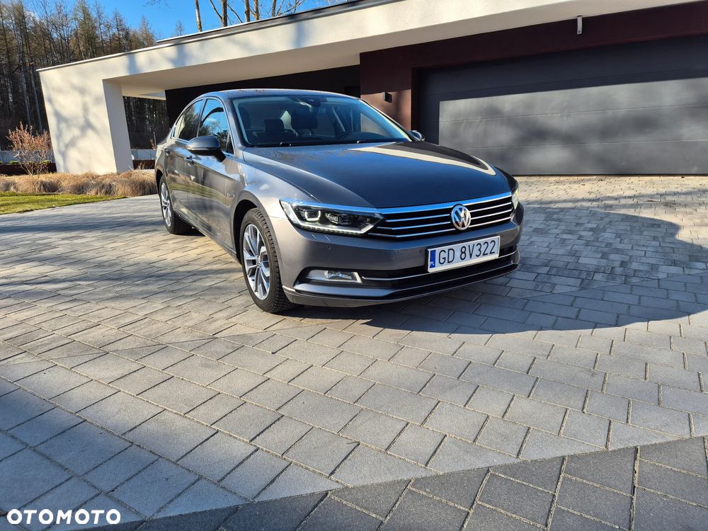 Volkswagen Passat - 7