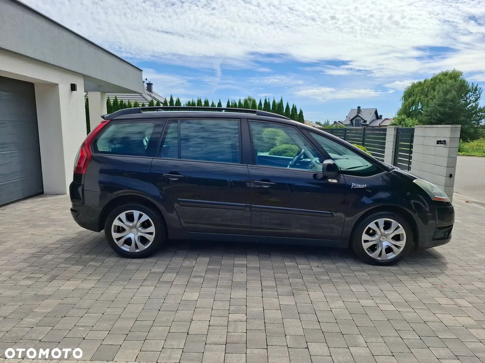 Citroën C4 Grand Picasso 1.8 16V Advance - 10