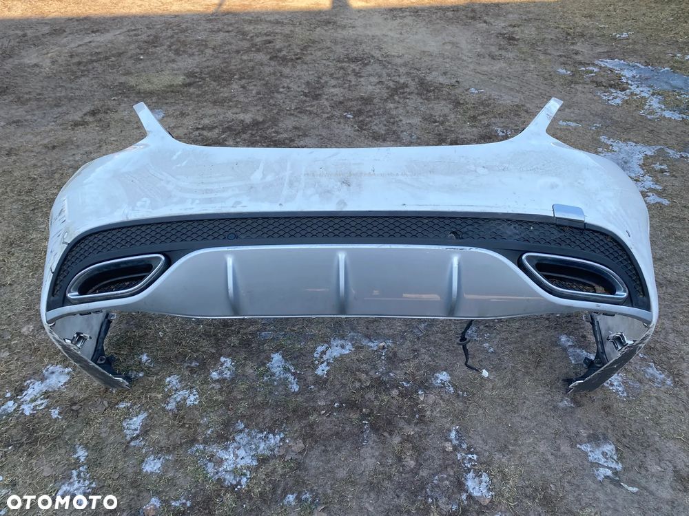 MERCEDES 205 amg kpl.zderzak z czujnikami kolor 149 - 1